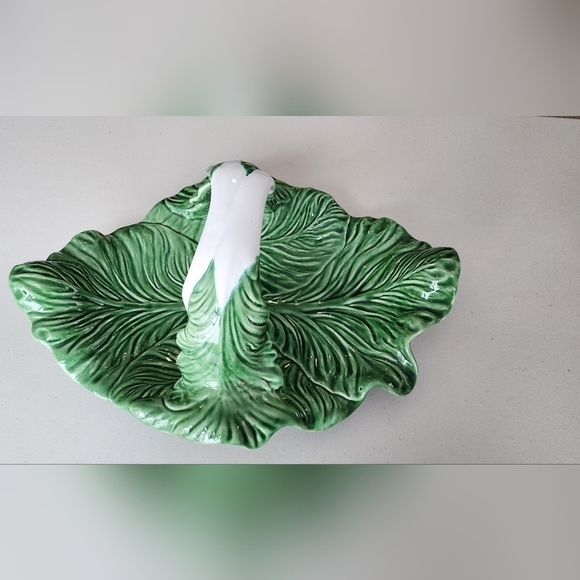 VNTG Majolica Late 20th Century Bordallo Pinheiro Cabbageware Serving Platter. - Picture 1 of 10